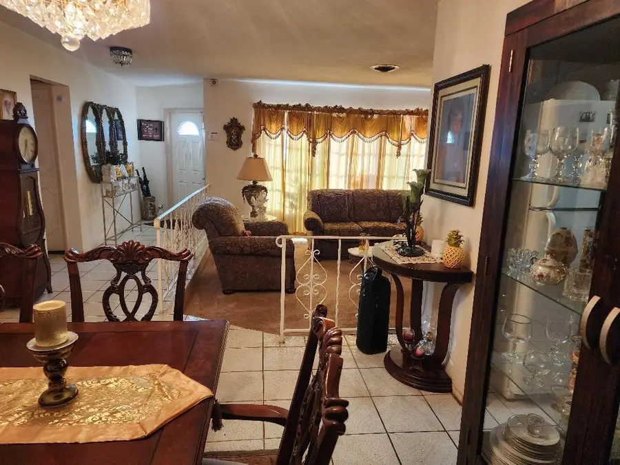 4444 NW 42nd Avenue, Lauderdale Lakes, FL 33319 - #2