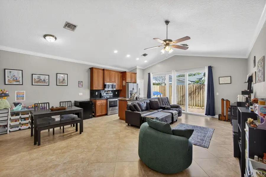 3125 Shelby Way, Palm Springs, FL 33461 - #3