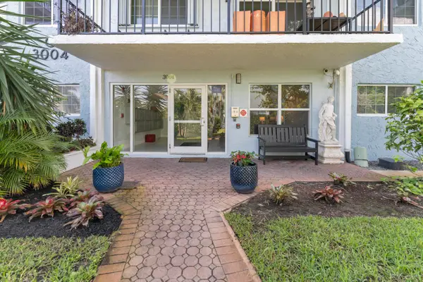 3004 NE 5th Terrace #206-c, Wilton Manors, FL 33334