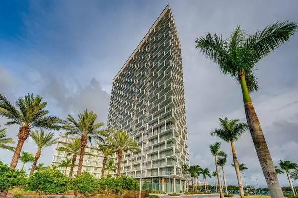 2000 Metropica Way #2107, Sunrise, FL 33323
