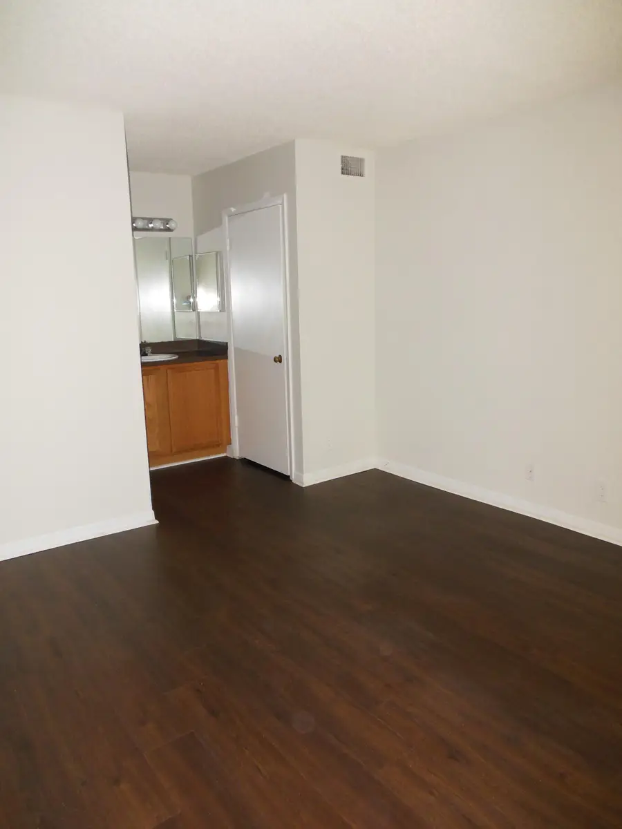 708 Executive Center Drive #24, West Palm Beach, FL 33401 - #2