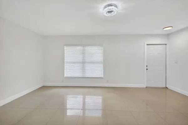 7506 NW 75th Street, Tamarac, FL 33321