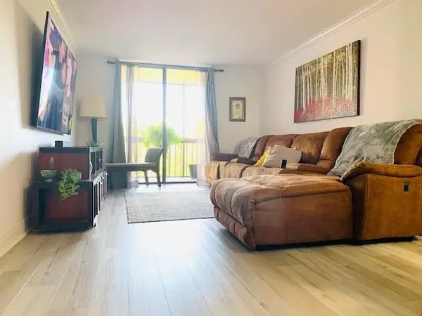 737 SE 1st Way #306, Deerfield Beach, FL 33441