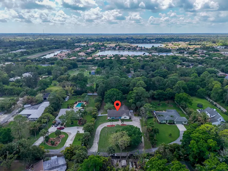 355 S 86th Ter S, West Palm Beach, FL 33411 - #2