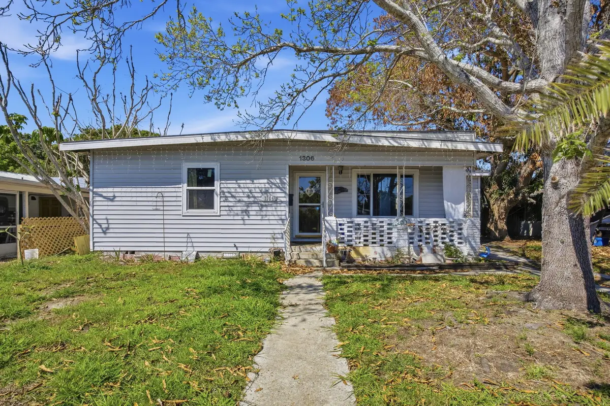 1306 17th Place, Vero Beach, FL 32960 - #1