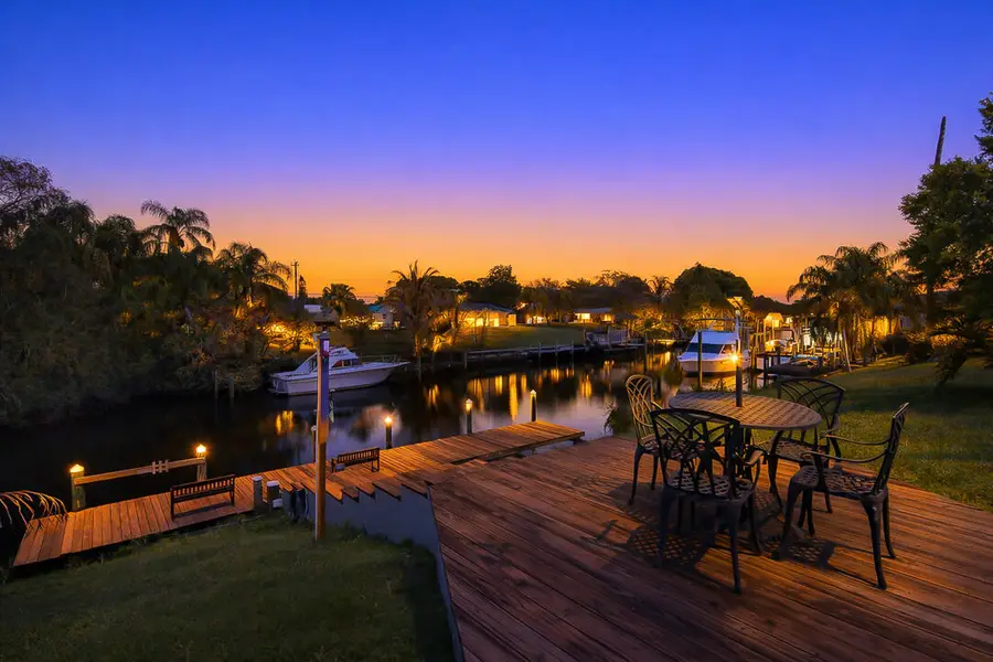 343 SE Verada Avenue, Port Saint Lucie, FL 34983 - #2