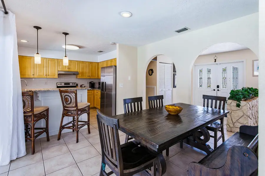 343 SE Verada Avenue, Port Saint Lucie, FL 34983 - #3