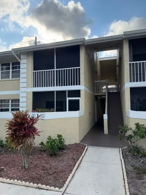 1540 SE Royal Green Circle #103, Port St Lucie, FL 34952