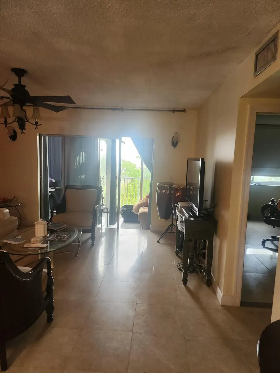 4200 Hillcrest Drive #707, Hollywood, FL 33021 - #2