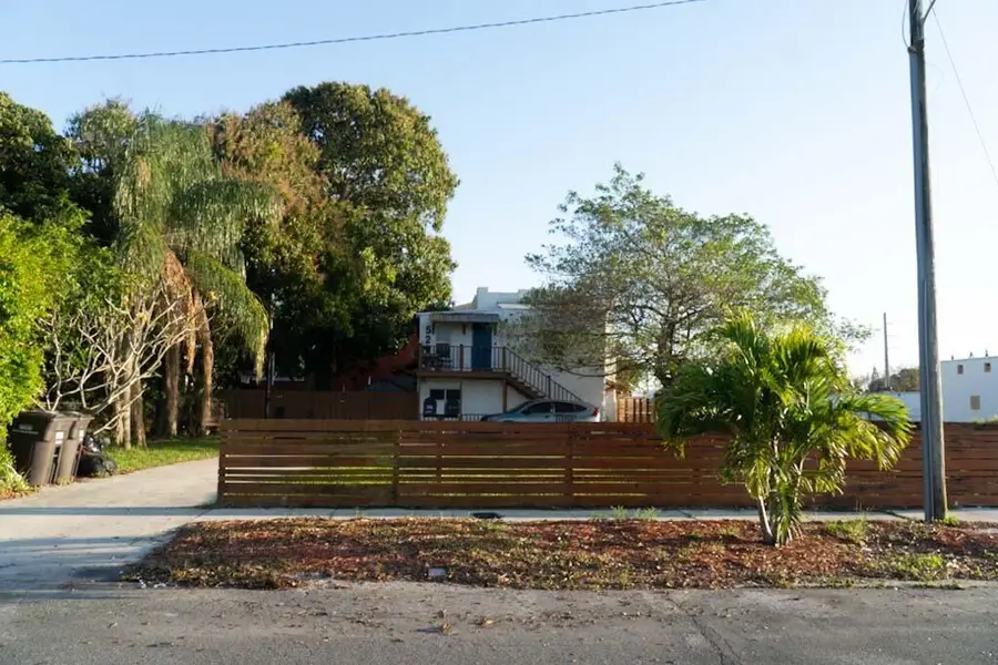 528 Churchill Road, West Palm Beach, FL 33405 - #2