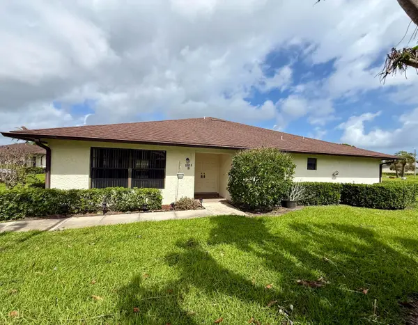 1611 Laurel Leaf Lane #B, Fort Pierce, FL 34950