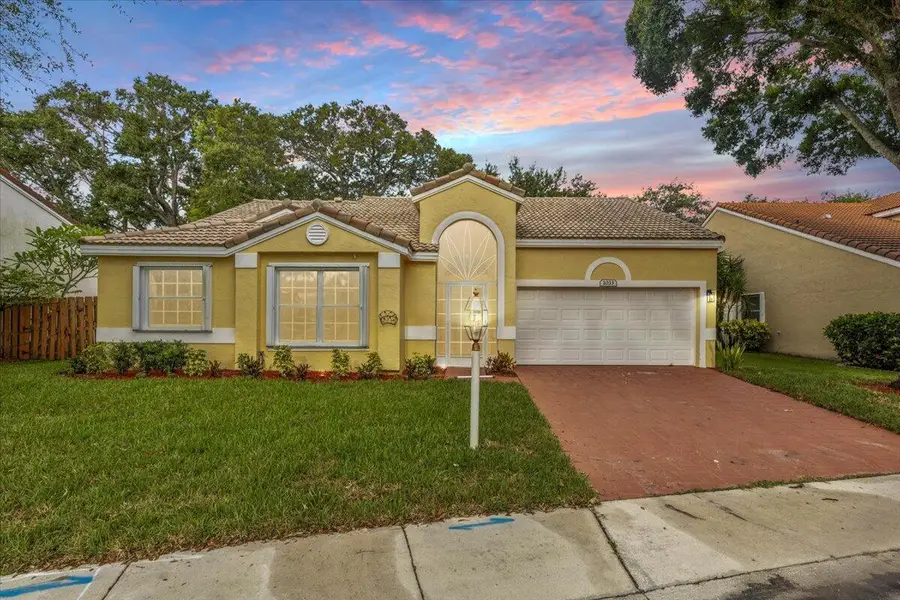 1033 W Siena Oaks Cir Circle W, Palm Beach Gardens, FL 33410 - #2