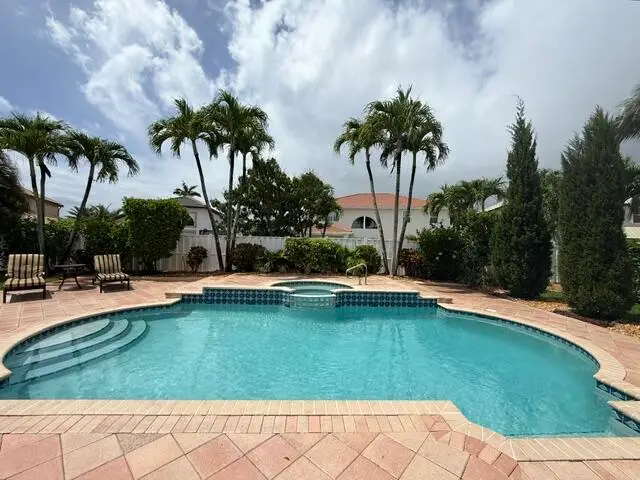 648 SW 168th Terrace, Pembroke Pines, FL 33027 - #1