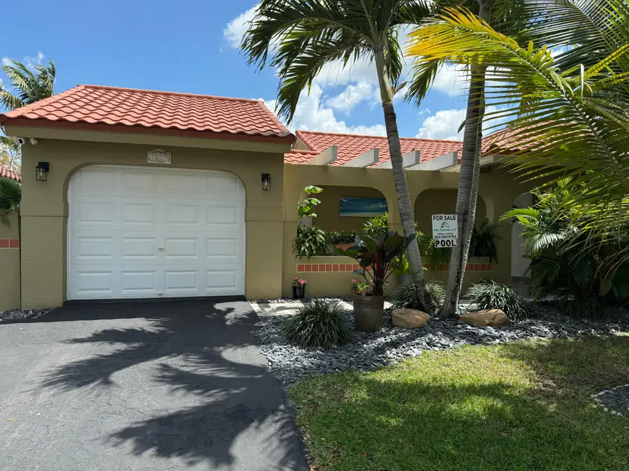 1227 Seagrape Circle, Weston, FL 33326 - #2