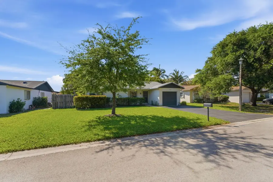 2428 NW 98th Lane, Coral Springs, FL 33065 - #2