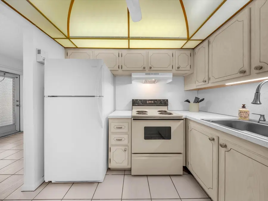 43 Windsor #C, West Palm Beach, FL 33417 - #3