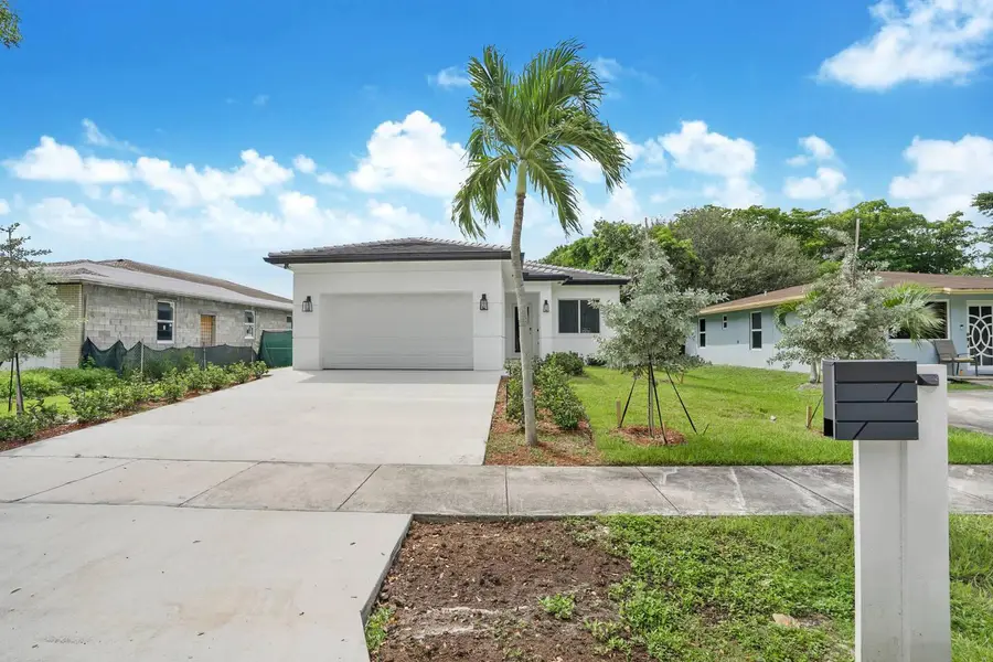 2962 NW 10th Court, Fort Lauderdale, FL 33311 - #2