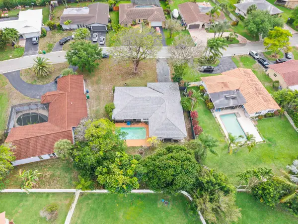 10601 NW 43rd Court, Coral Springs, FL 33065