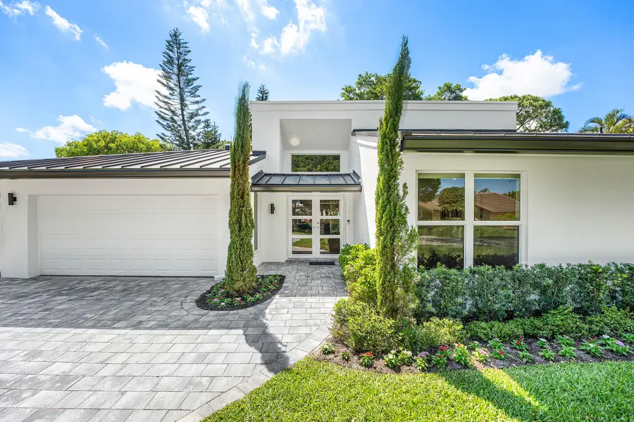 654 W Lakewoode Cir, Delray Beach, FL 33445 - #2