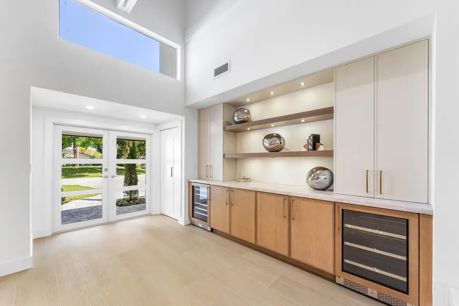 654 W Lakewoode Cir, Delray Beach, FL 33445 - #3