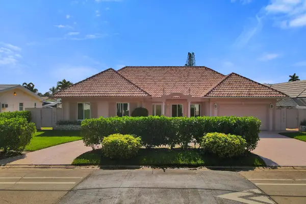 5530 Bayview Drive, Fort Lauderdale, FL 33308