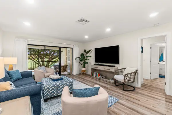 10 Southport Lane #F, Boynton Beach, FL 33436