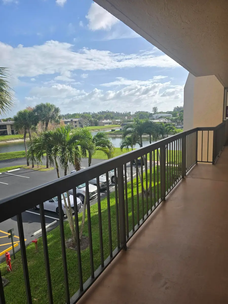 150 Lake Nancy Lane #320, West Palm Beach, FL 33411 - #2