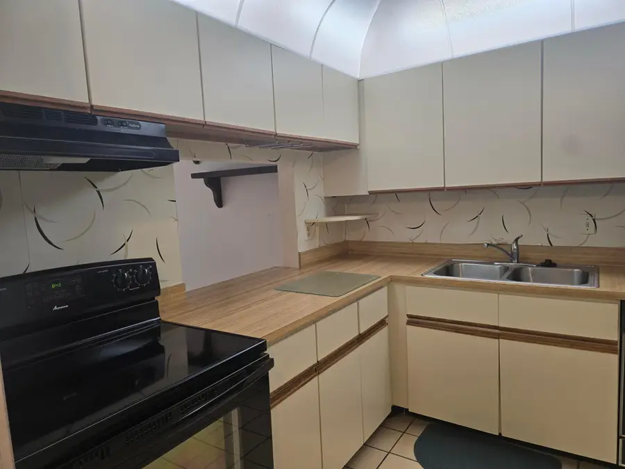 150 Lake Nancy Lane #320, West Palm Beach, FL 33411 - #3