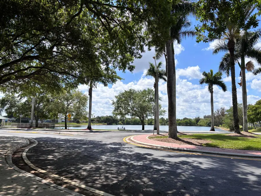 1180 Grandview Circle, Royal Palm Beach, FL 33411 - #3