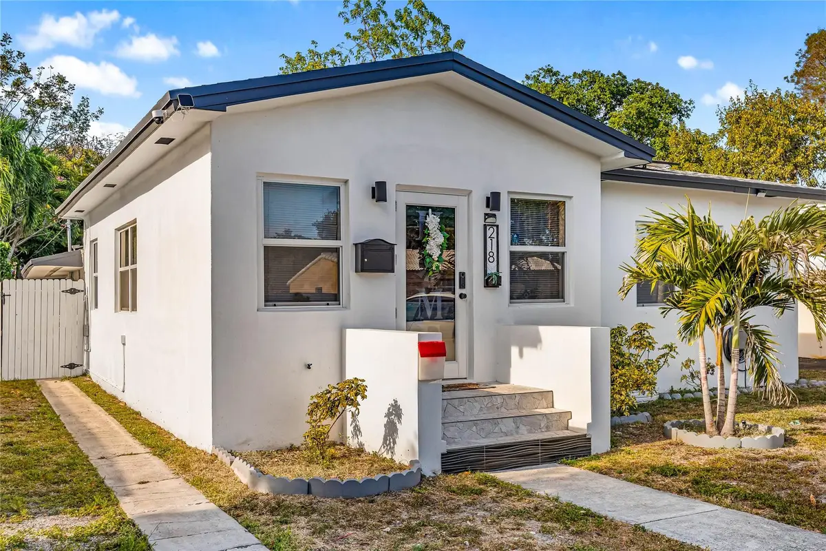 218 SW 7th Street, Dania Beach, FL 33004 - #1