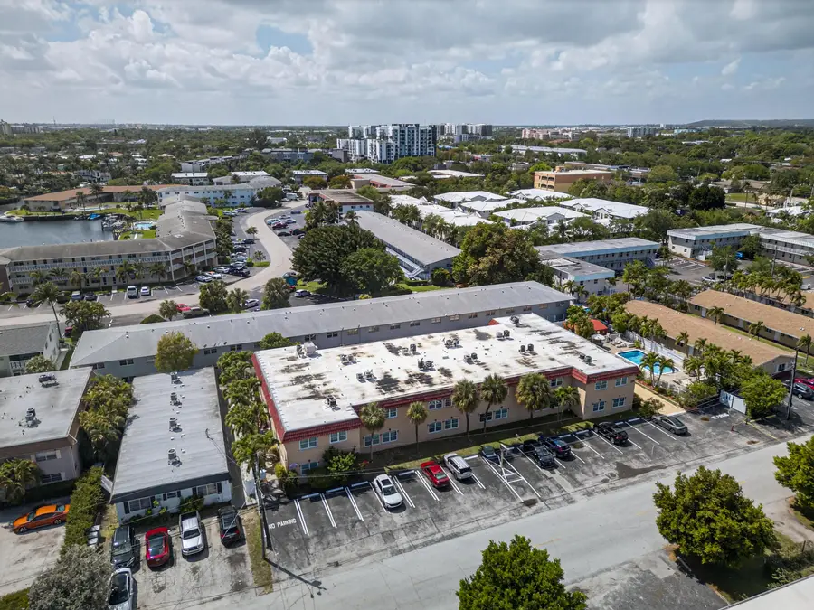 221 SE 9th Avenue #203, Pompano Beach, FL 33060 - #2