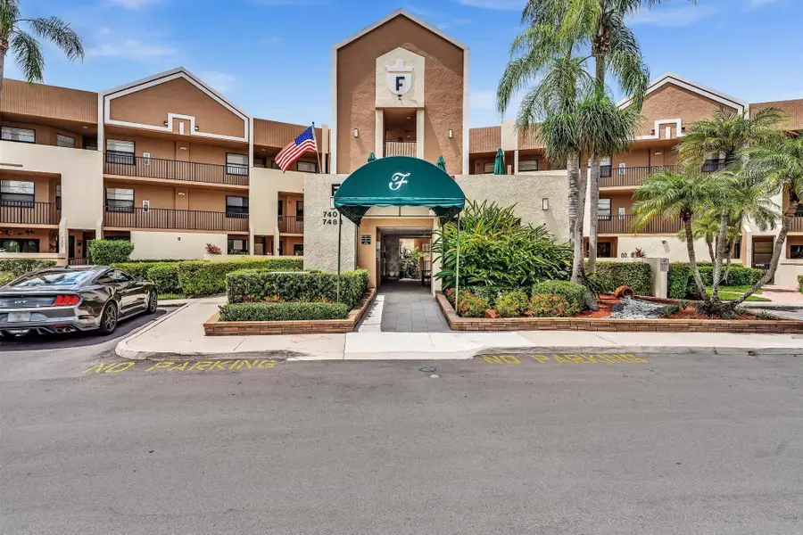 7449 Fairfax Drive #211, Tamarac, FL 33321 - #2