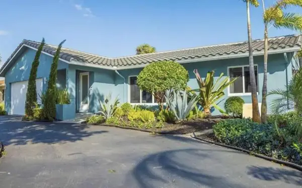 6800 NW 24th Terrace, Fort Lauderdale, FL 33309