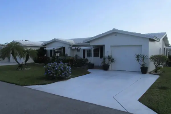 1104 W Ocean Avenue, Boynton Beach, FL 33426