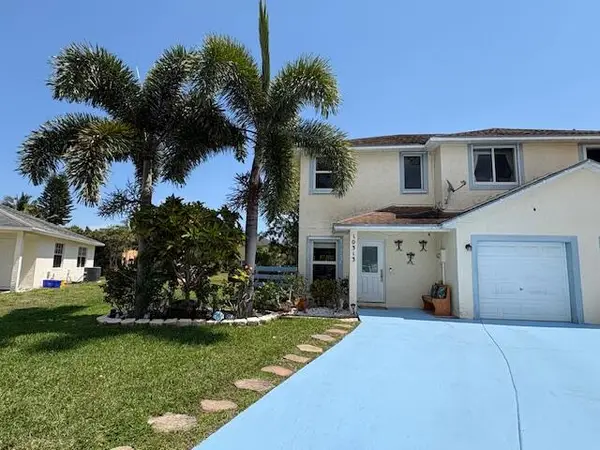 10313 Boynton Place Circle, Boynton Beach, FL 33437