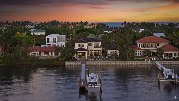 825 W Oyster Lane, Lantana, FL 33462