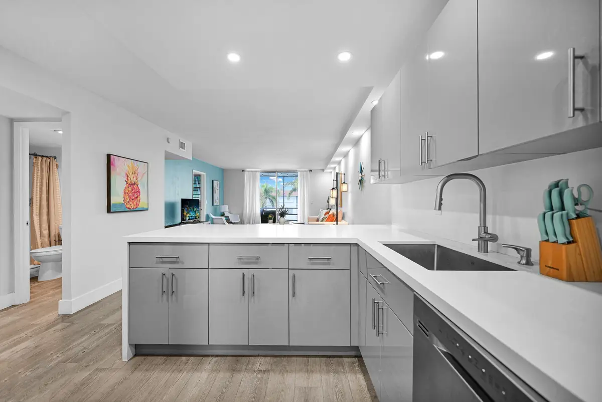 400 SE 10th Street #303, Deerfield Beach, FL 33441 - #1