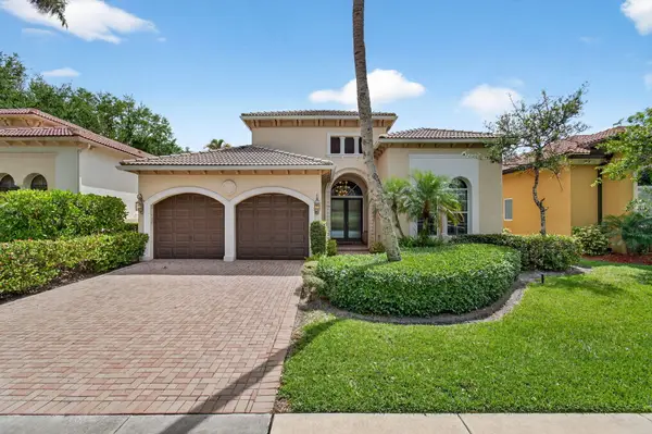 17728 Villa Club Way, Boca Raton, FL 33496