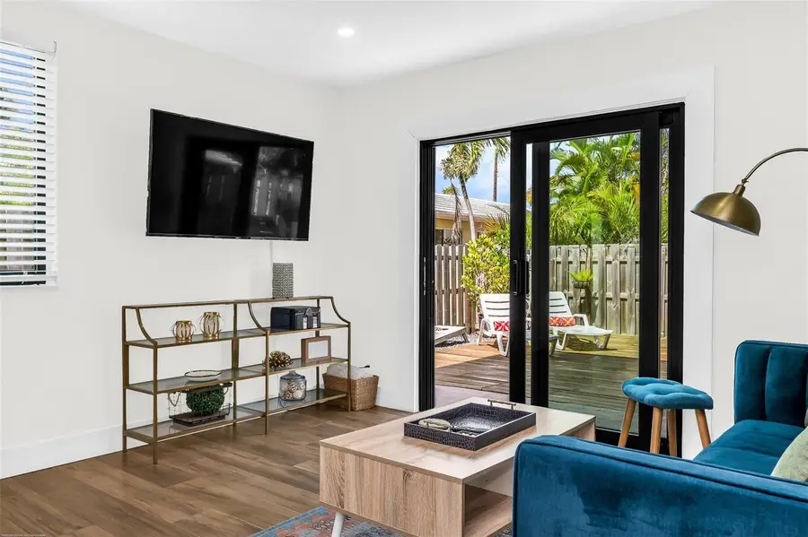 740 NE 17th Avenue, Fort Lauderdale, FL 33304 - #3