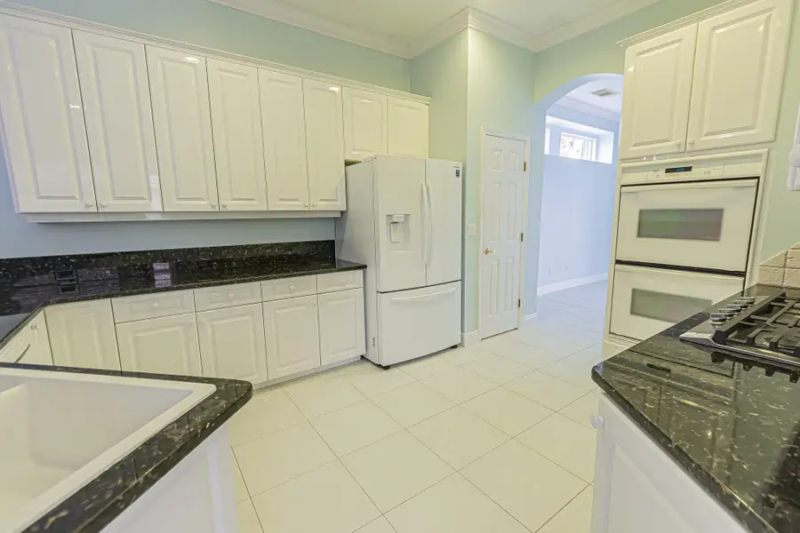 668 SW Lake Charles Circle, Port Saint Lucie, FL 34986 - #3