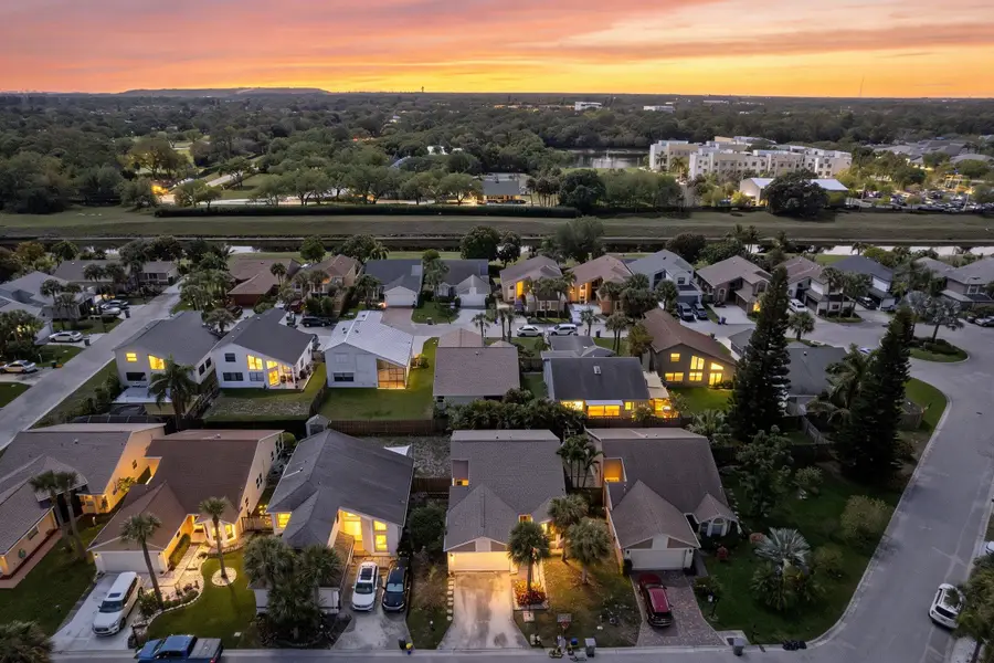 8584 Shawe Way, Boca Raton, FL 33433 - #2