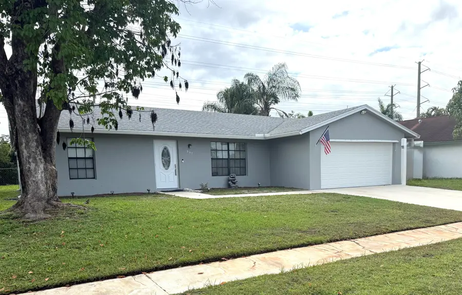 357 Las Palmas Street, Royal Palm Beach, FL 33411 - #3