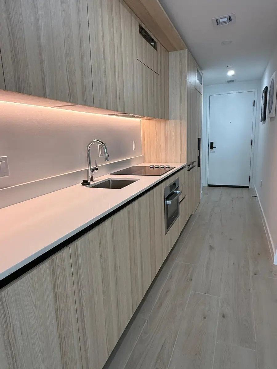 225 N Miami Avenue #910, Miami, FL 33128 - #3