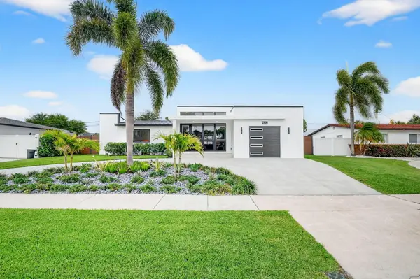 504 Flotilla Road, North Palm Beach, FL 33408