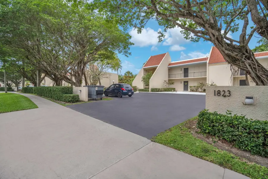 1823 Presidential Way #E101, West Palm Beach, FL 33401 - #2