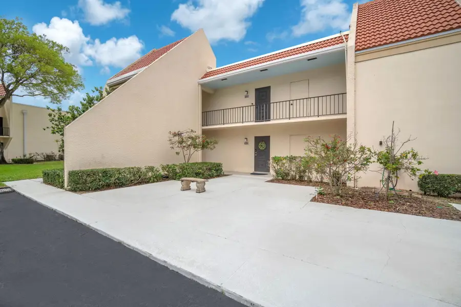 1823 Presidential Way #E101, West Palm Beach, FL 33401 - #3