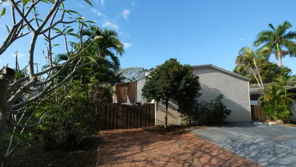 11942 Coral Place, Boca Raton, FL 33428