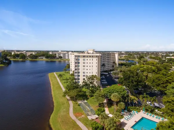 3095 N Course Drive #712, Pompano Beach, FL 33069