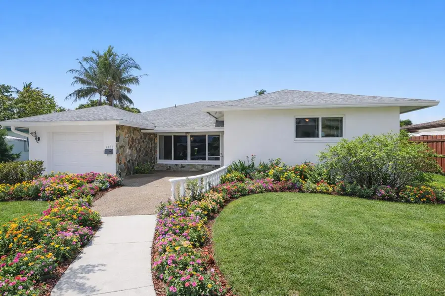 4490 NW 43rd Street, Lauderdale Lakes, FL 33319 - #3