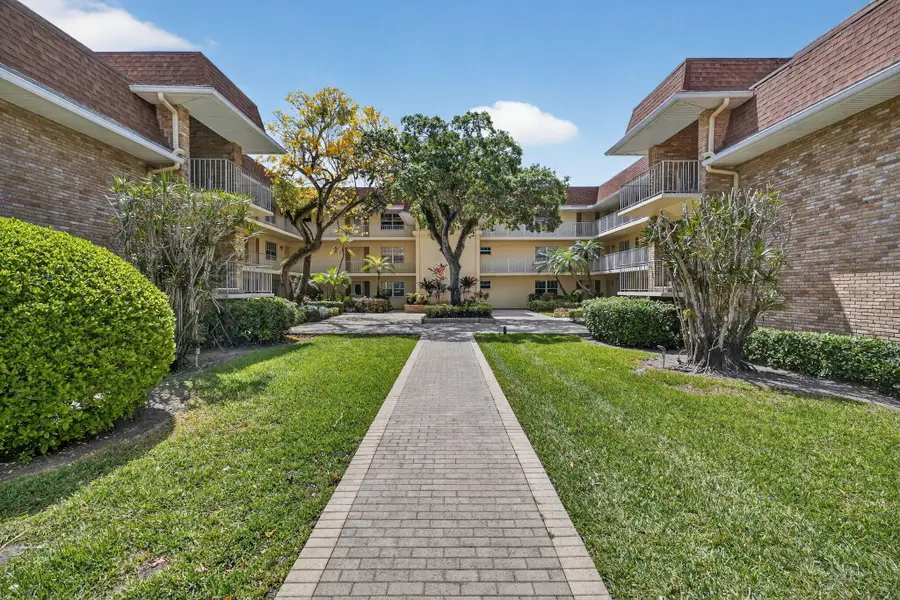 5510 Tamberlane Circle #148, Palm Beach Gardens, FL 33418 - #3